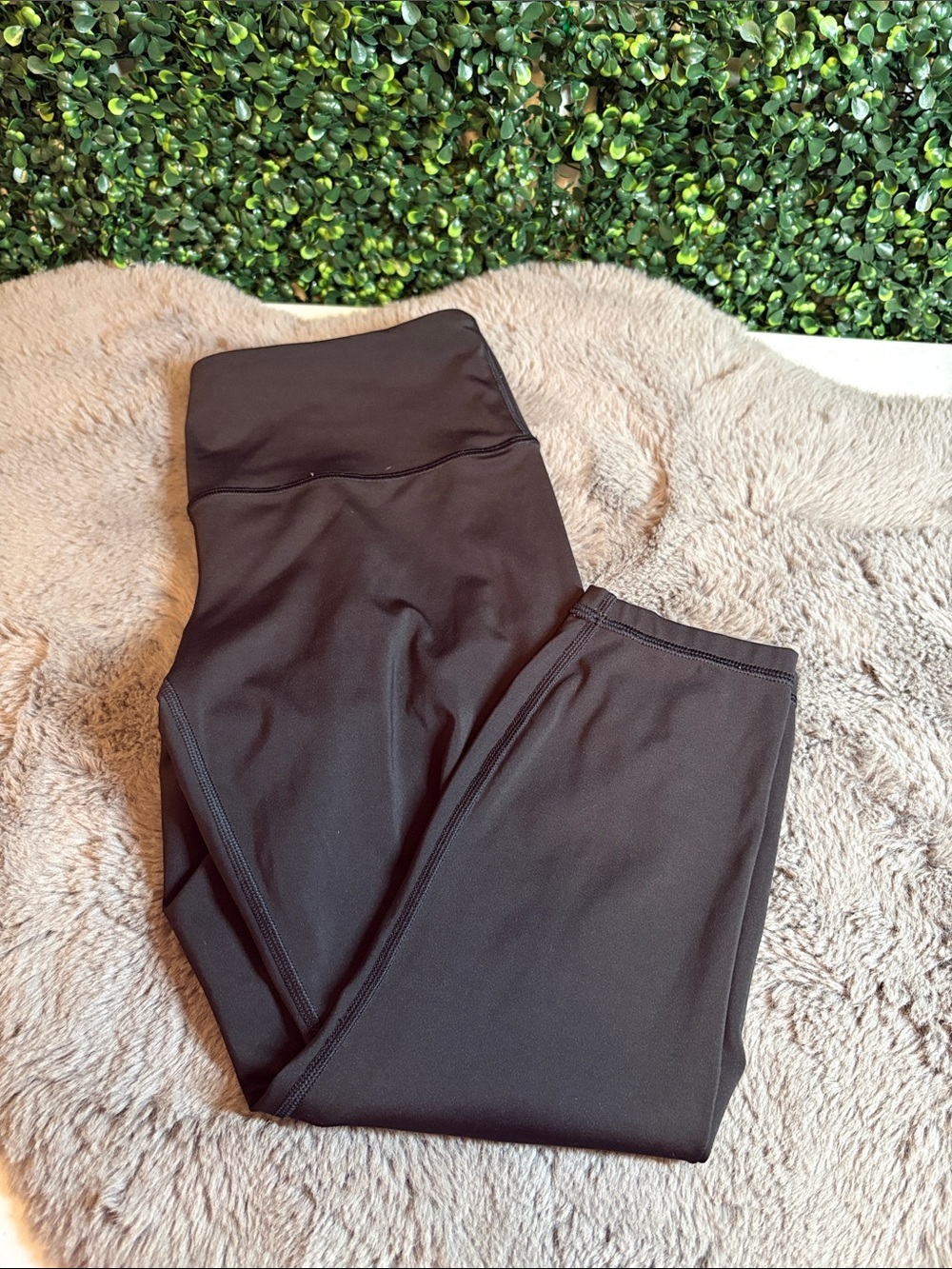 Athleta Black High-Waist Crop Leggings Size Medium